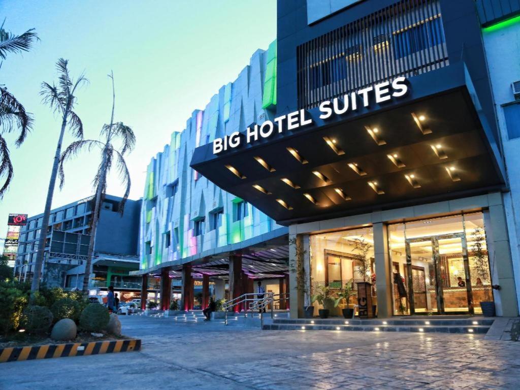 Big Hotel Suites Mandaue City Ngoại thất bức ảnh