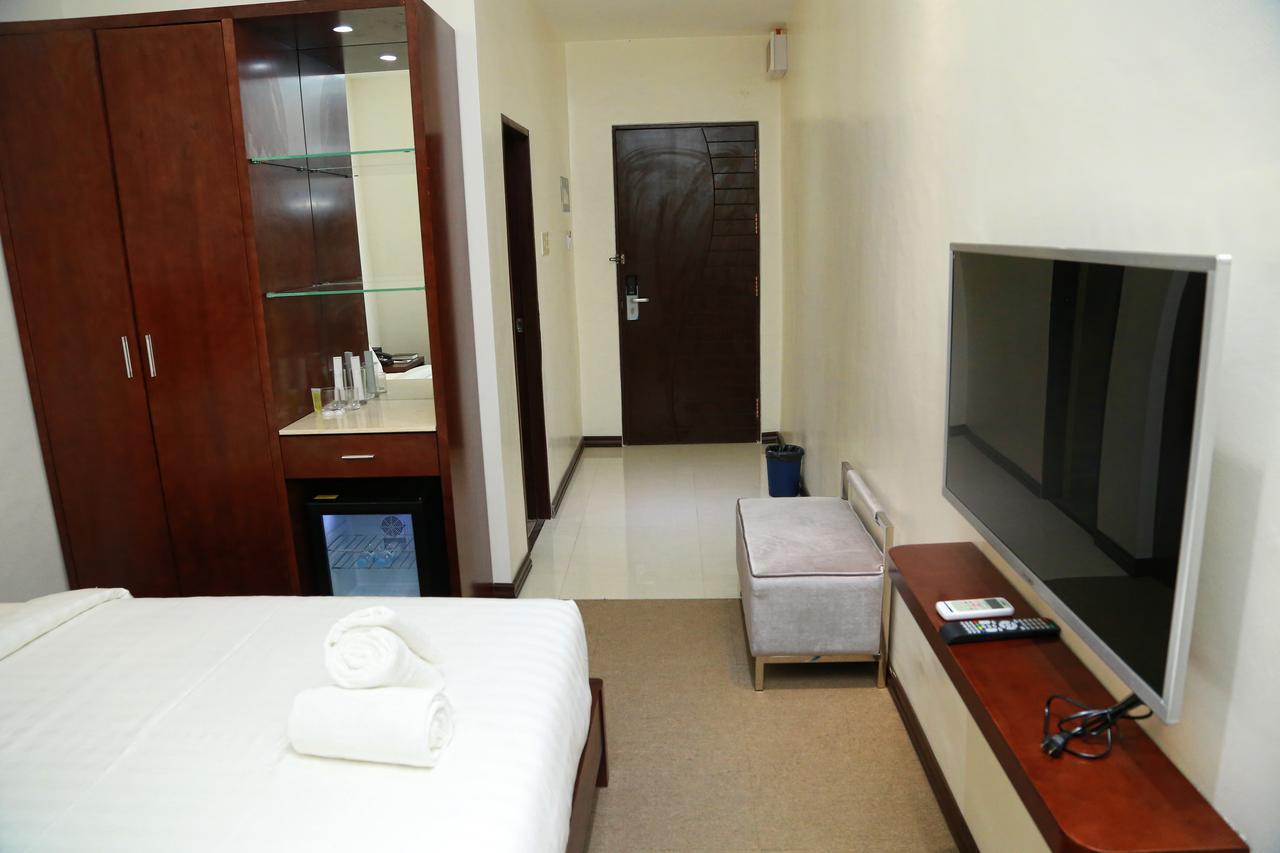 Big Hotel Suites Mandaue City Ngoại thất bức ảnh