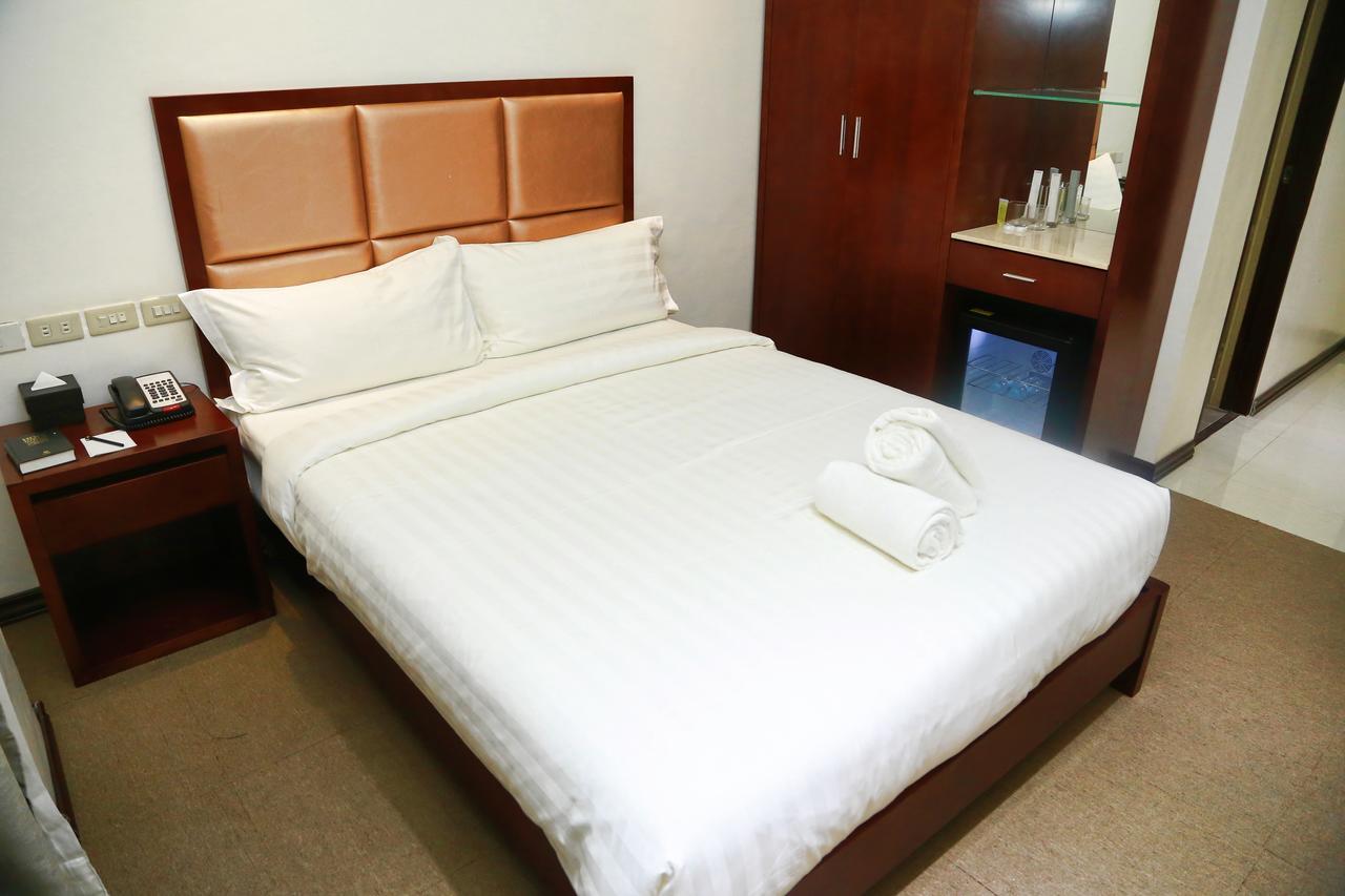 Big Hotel Suites Mandaue City Ngoại thất bức ảnh