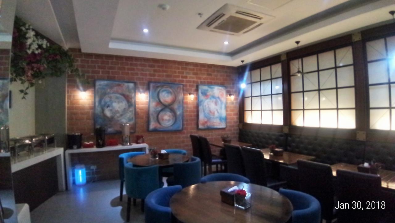 Big Hotel Suites Mandaue City Ngoại thất bức ảnh